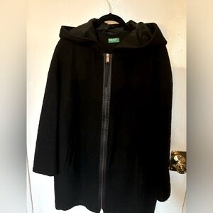 United Colors of Benetton Boucle wool coat. Black. Size M